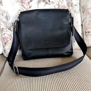 Coach Charles Messenger Bag 💼 ⭐️ Style #F72362